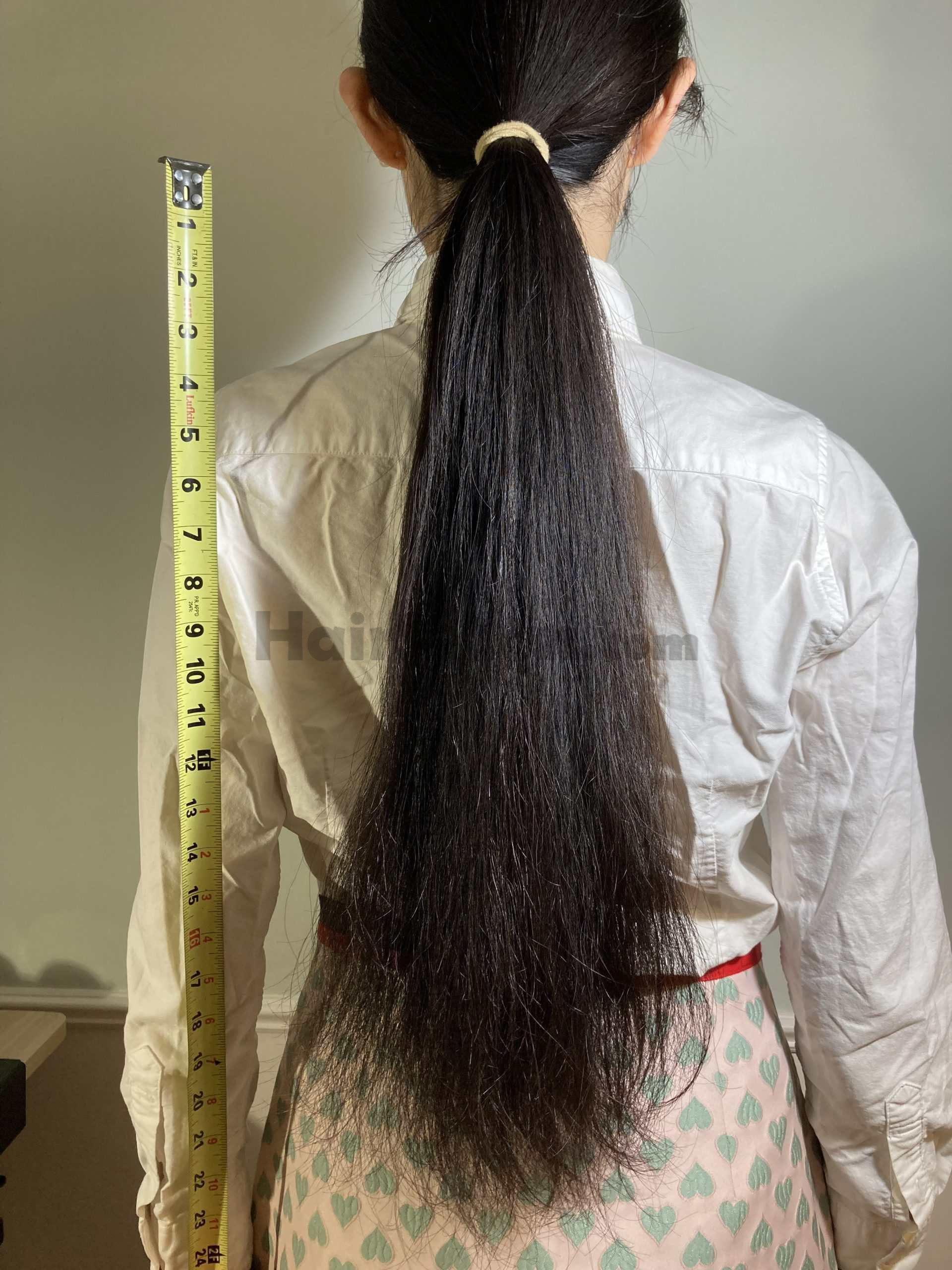 23 inches in length. The ends are two feet uneven.