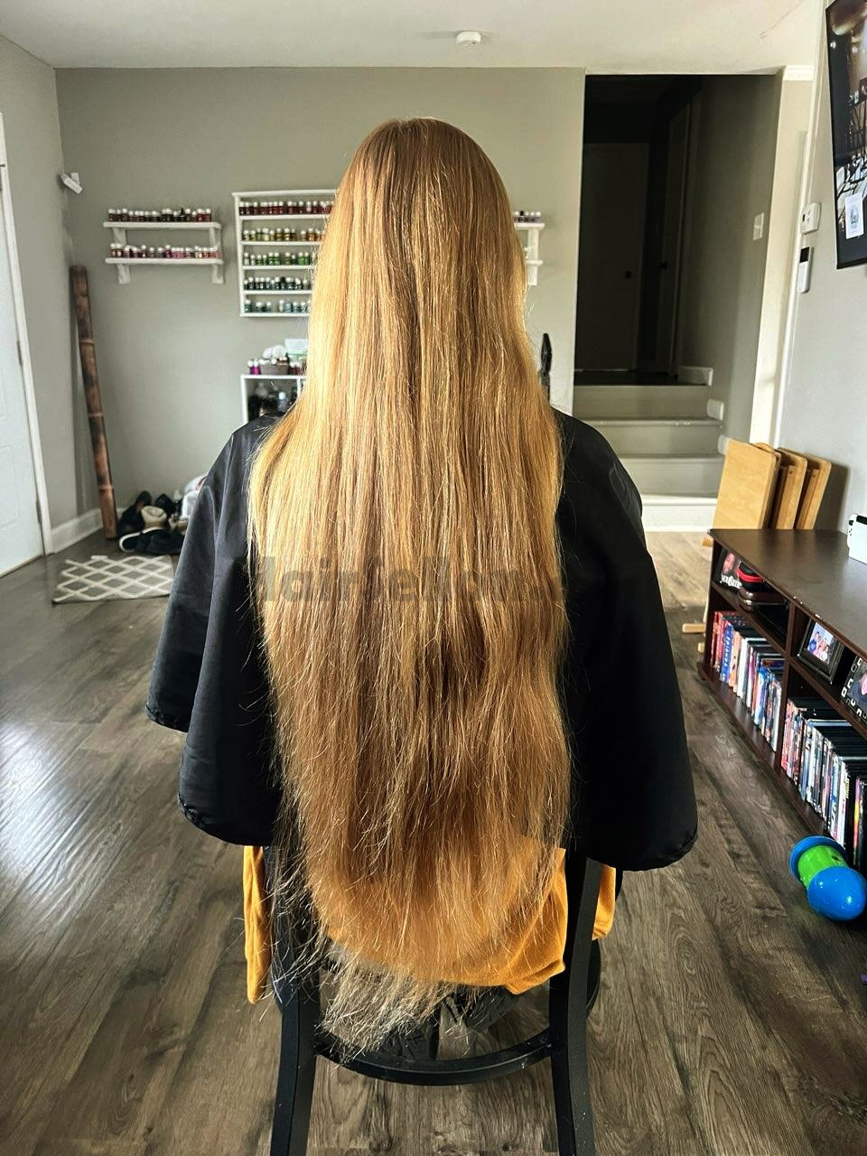 Strawberry Blonde Virgin Hair 20+ Inches - HairSellon